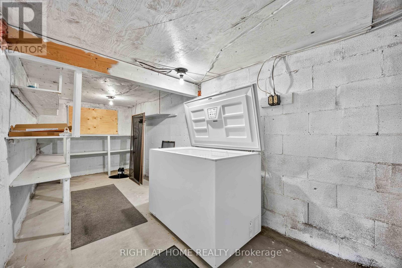 208 Ross Avenue, Sarnia, Ontario  N7T 1J7 - Photo 32 - X13668070