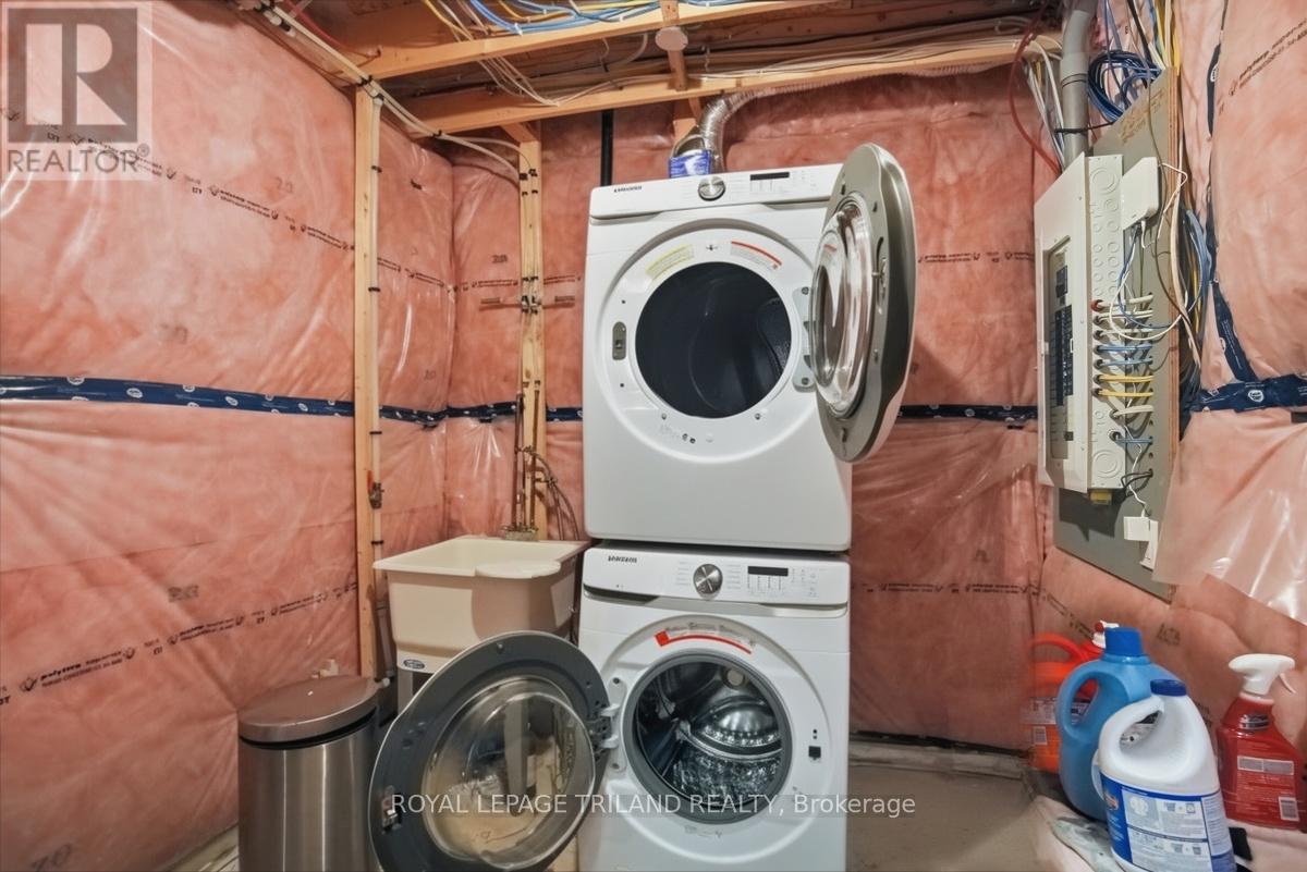 3601 Lynds Street, London South, Ontario  N6L 0G6 - Photo 36 - X13668096