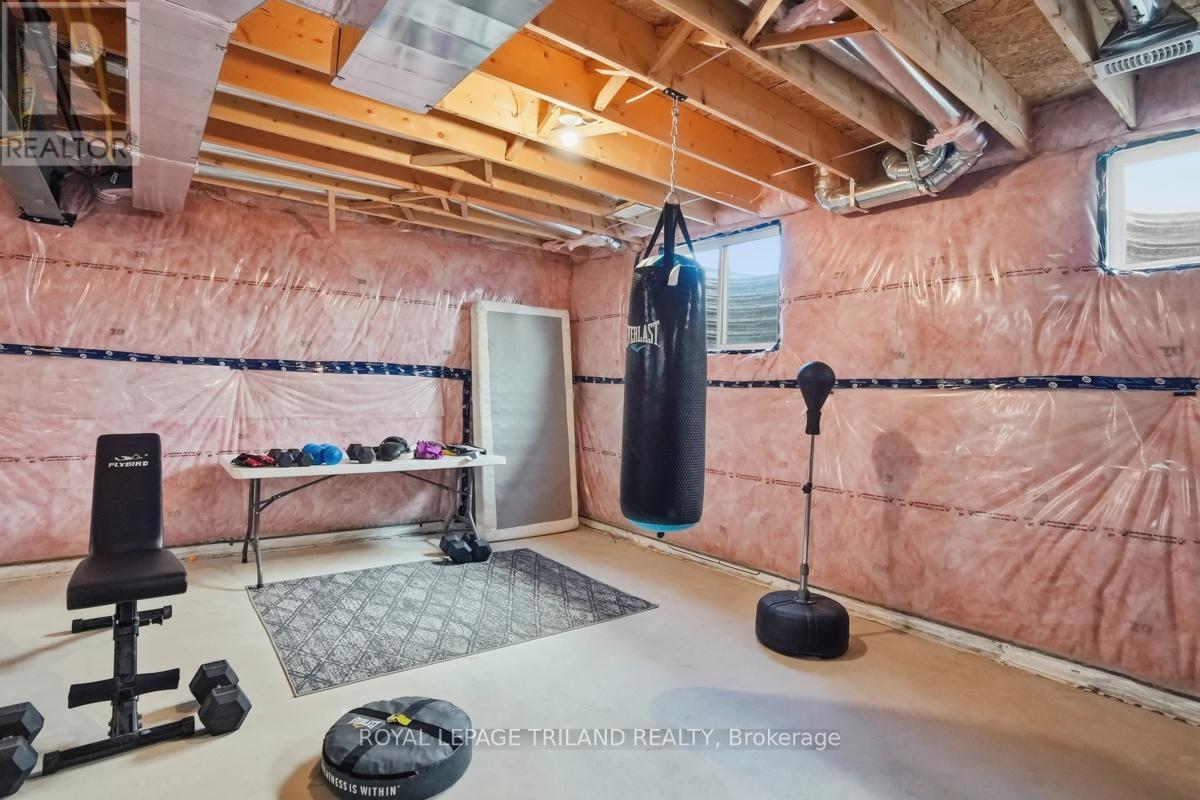 3601 Lynds Street, London South, Ontario  N6L 0G6 - Photo 38 - X13668096