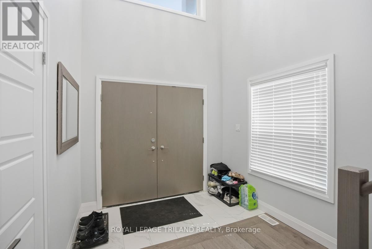 3601 Lynds Street, London South, Ontario  N6L 0G6 - Photo 4 - X13668096