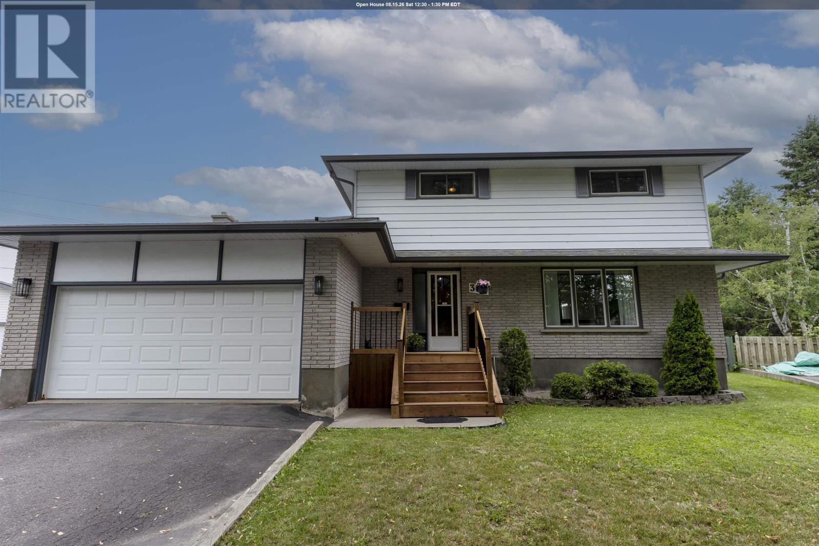 386 Lambton PL, Thunder Bay, Ontario
