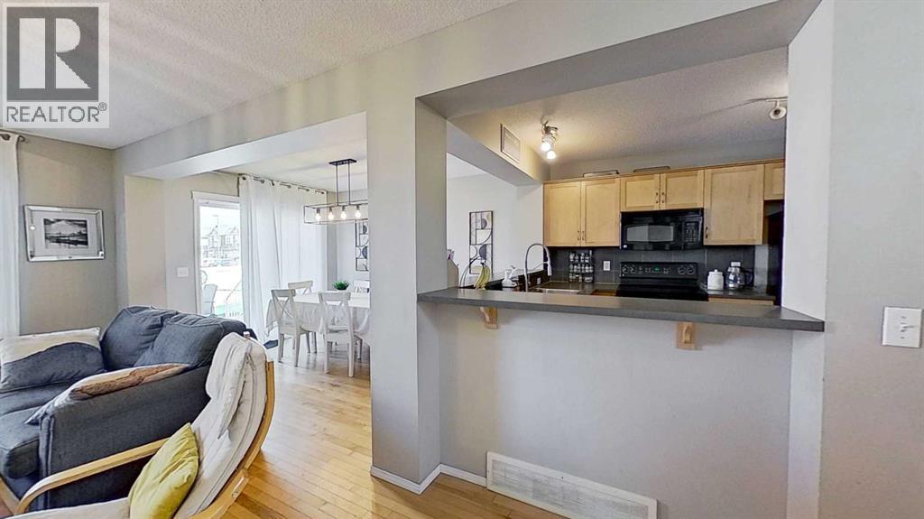 17 Sunset Heights, Cochrane, Alberta  T4C 0C7 - Photo 8 - A2311309