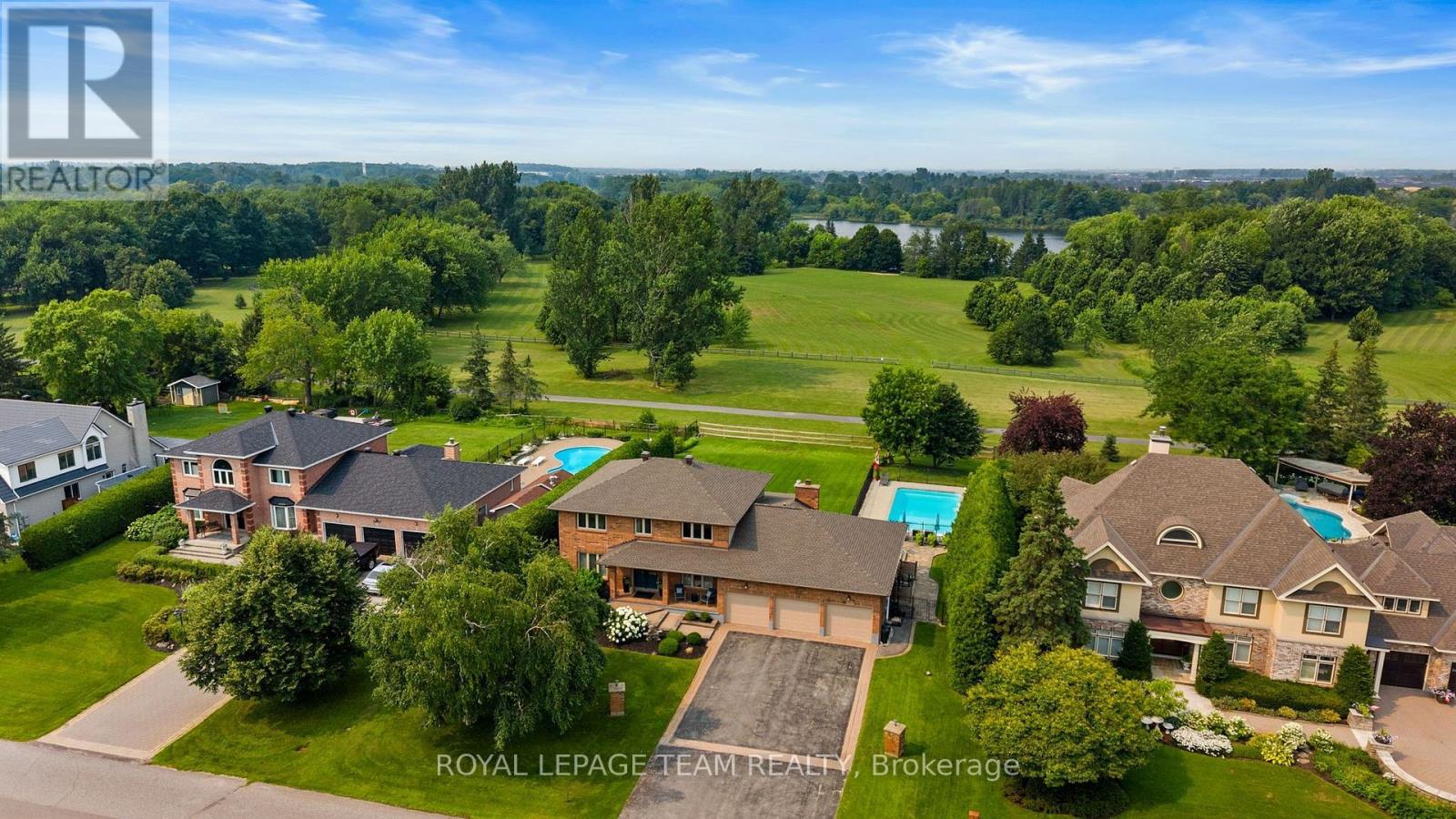 1095 BRAVAR DRIVE, Ottawa, Ontario