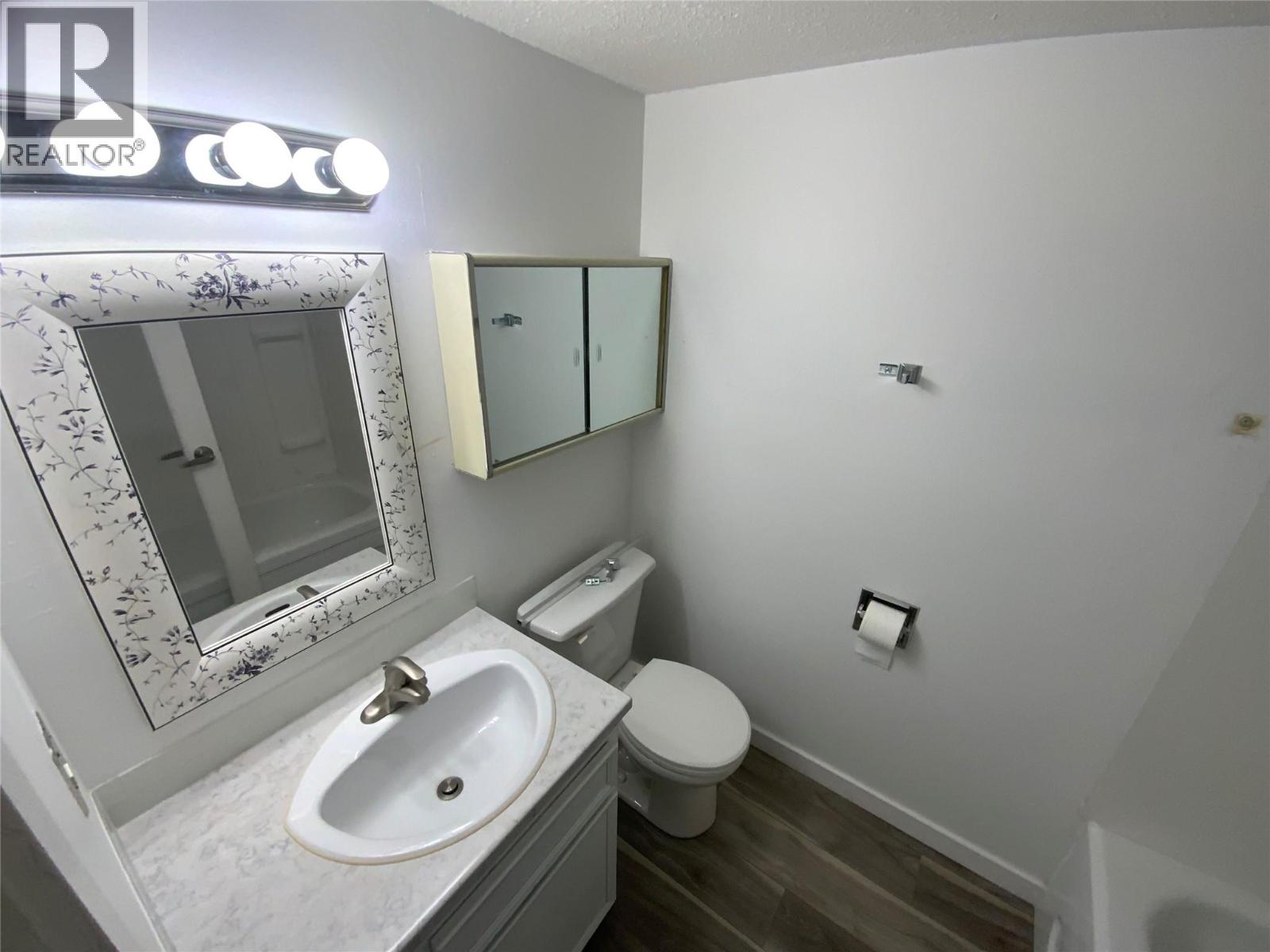 150 Skaha Place Unit# 207, Penticton, British Columbia  V2A 7K1 - Photo 7 - 10397632