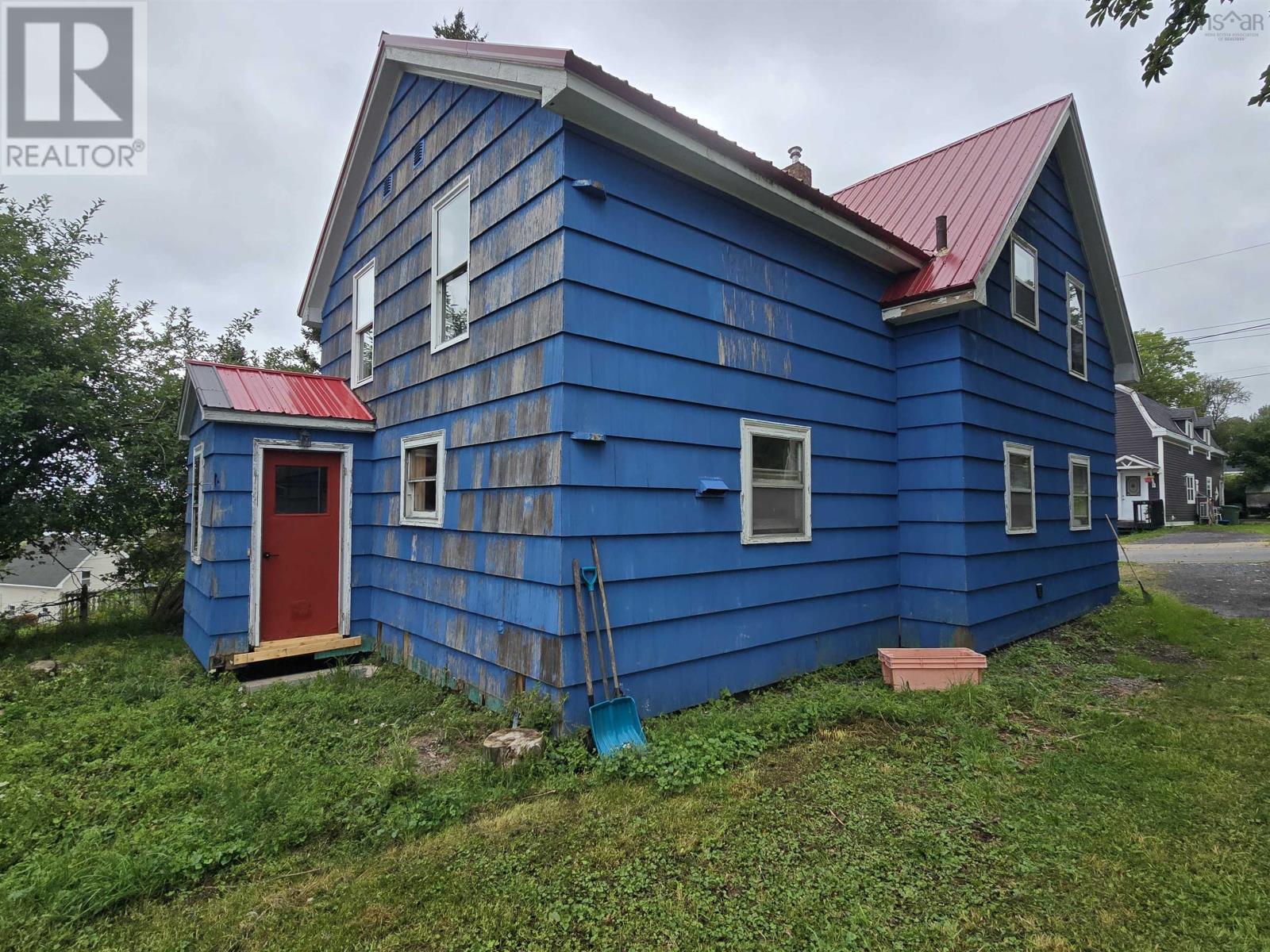 10 Chestnut Street, Trenton, Nova Scotia  B0K 1X0 - Photo 31 - 202620397