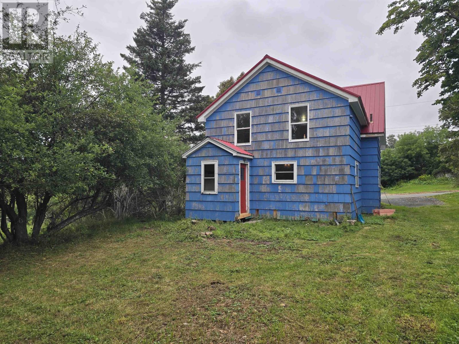 10 Chestnut Street, Trenton, Nova Scotia  B0K 1X0 - Photo 32 - 202620397