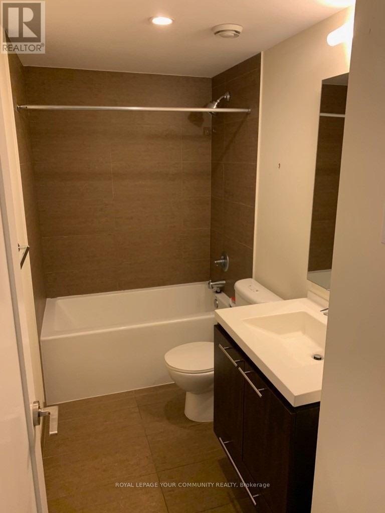 418 - 70 Roehampton Avenue, Toronto, Ontario  M4P 1R2 - Photo 8 - C13667992