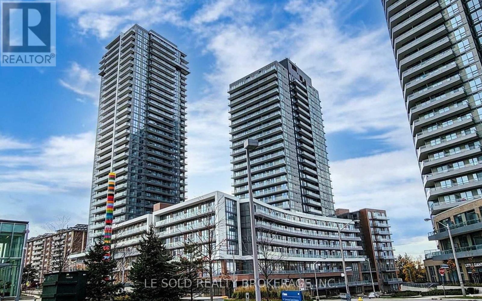 904 - 38 FOREST MANOR ROAD, Toronto, Ontario