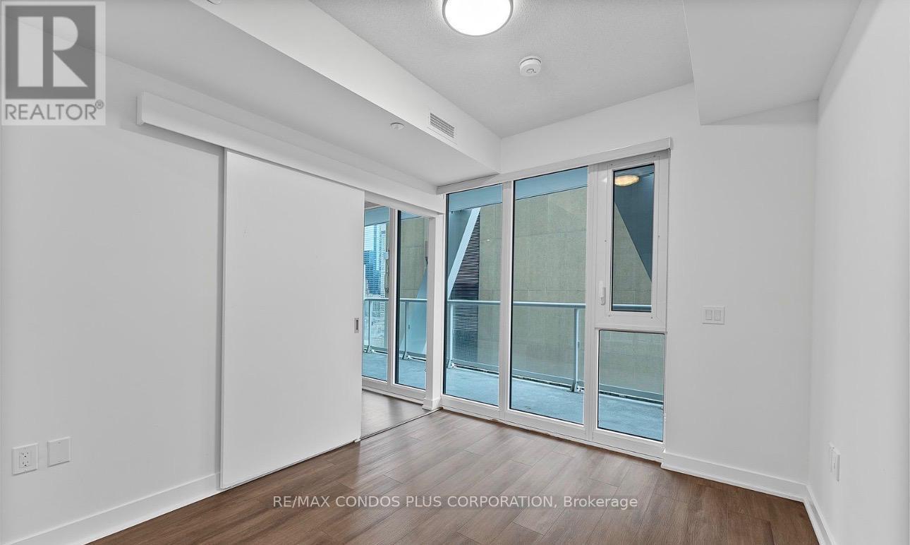 1129 - 230 Simcoe Street, Toronto, Ontario  M5T 0G7 - Photo 9 - C13668042