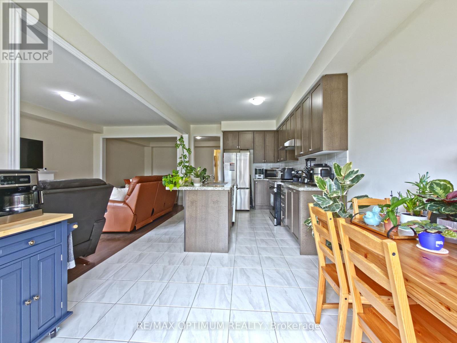 3 Armilia Place, Whitby, Ontario  L1P 0N9 - Photo 14 - E13668012