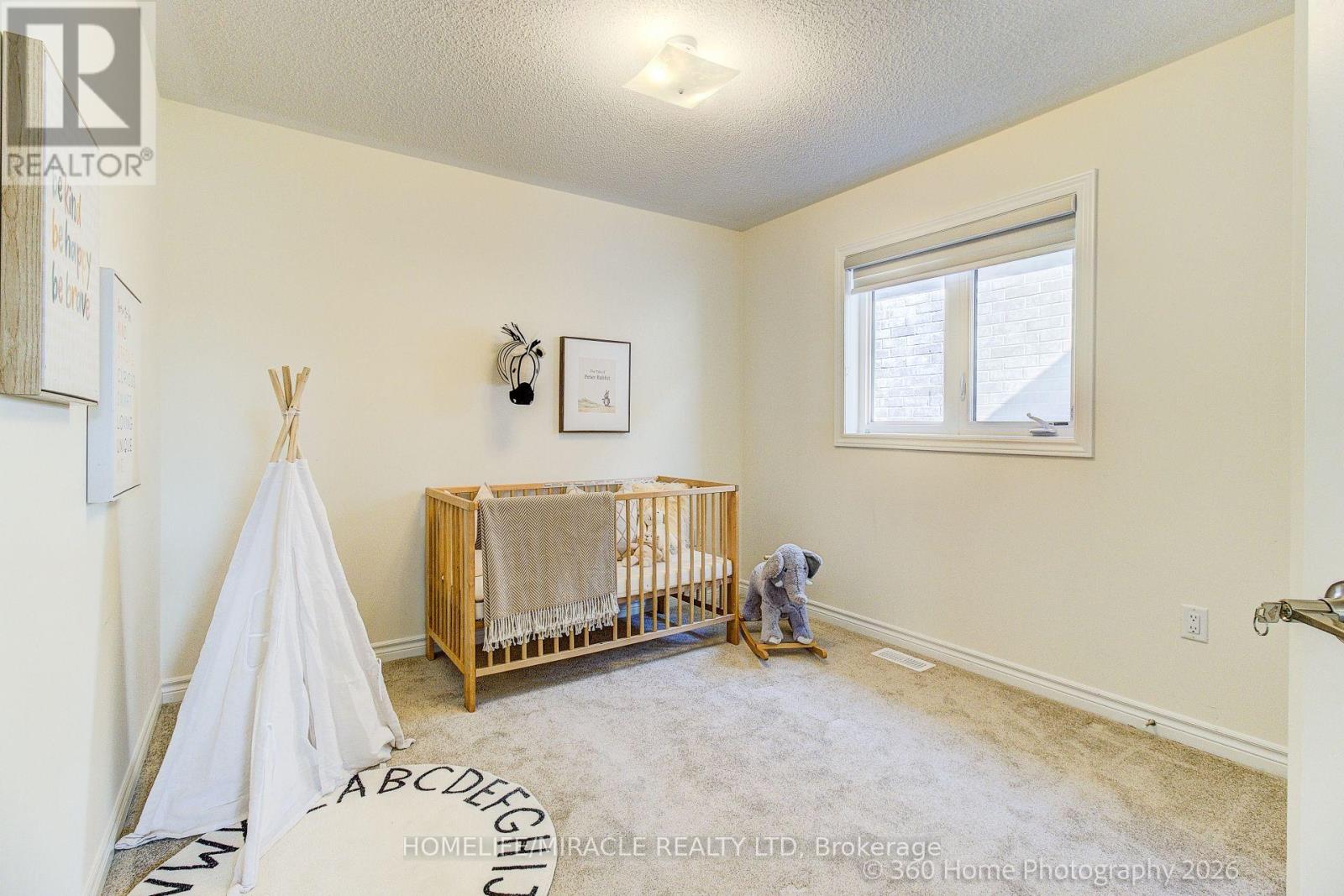 2528 Athena Path, Pickering, Ontario  L1X 0M4 - Photo 19 - E13668158
