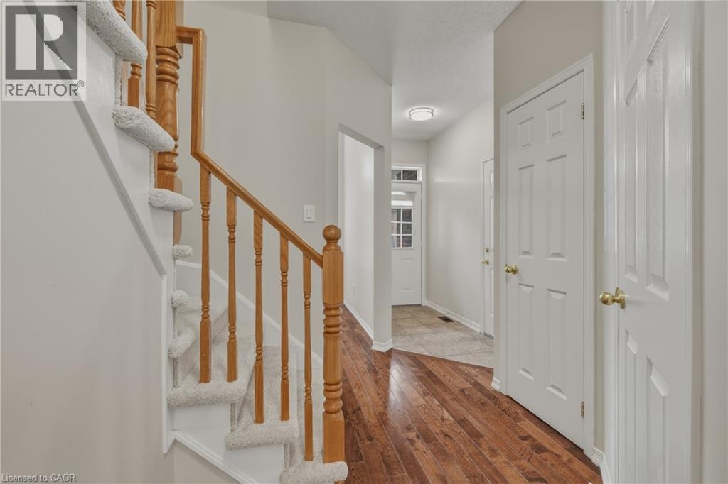 144 Benziger Lane, Stoney Creek, Ontario  L8E 6G6 - Photo 15 - 40855373