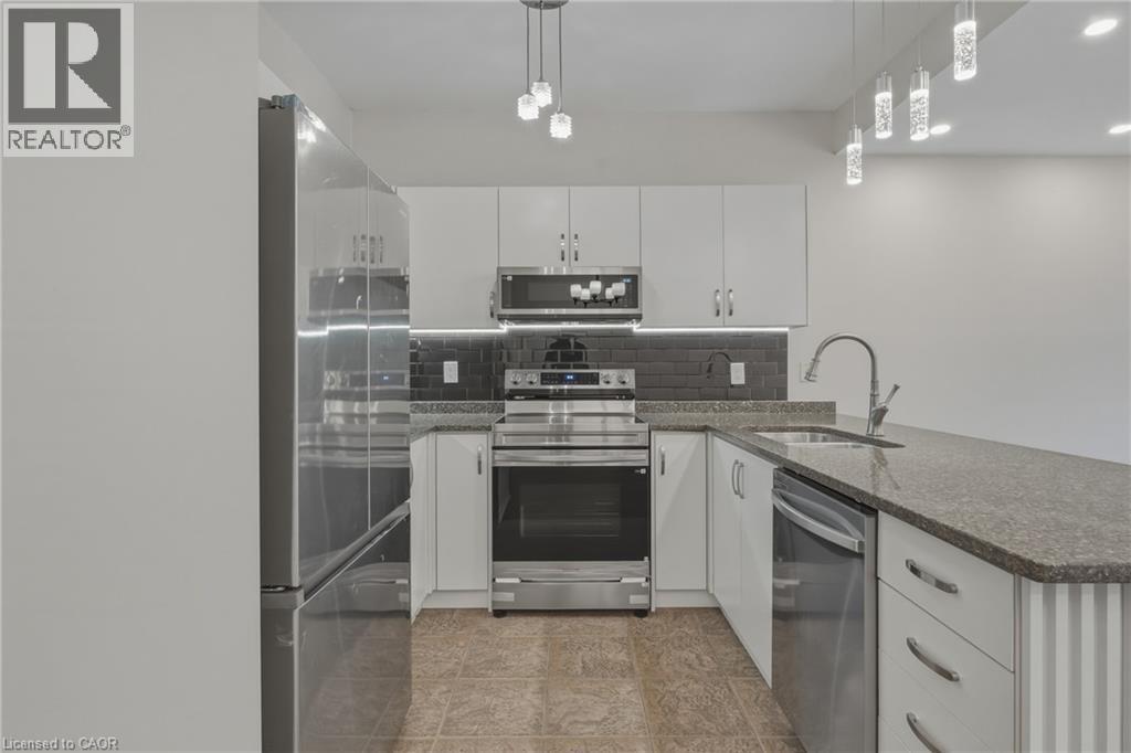 144 Benziger Lane, Stoney Creek, Ontario  L8E 6G6 - Photo 19 - 40855373