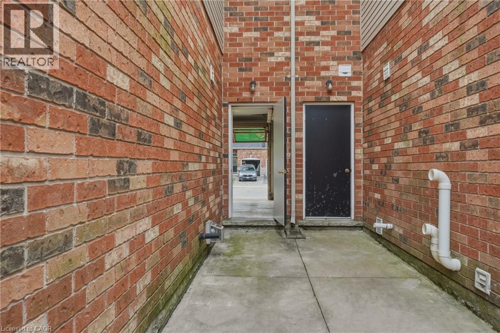 144 Benziger Lane, Stoney Creek, Ontario  L8E 6G6 - Photo 46 - 40855373