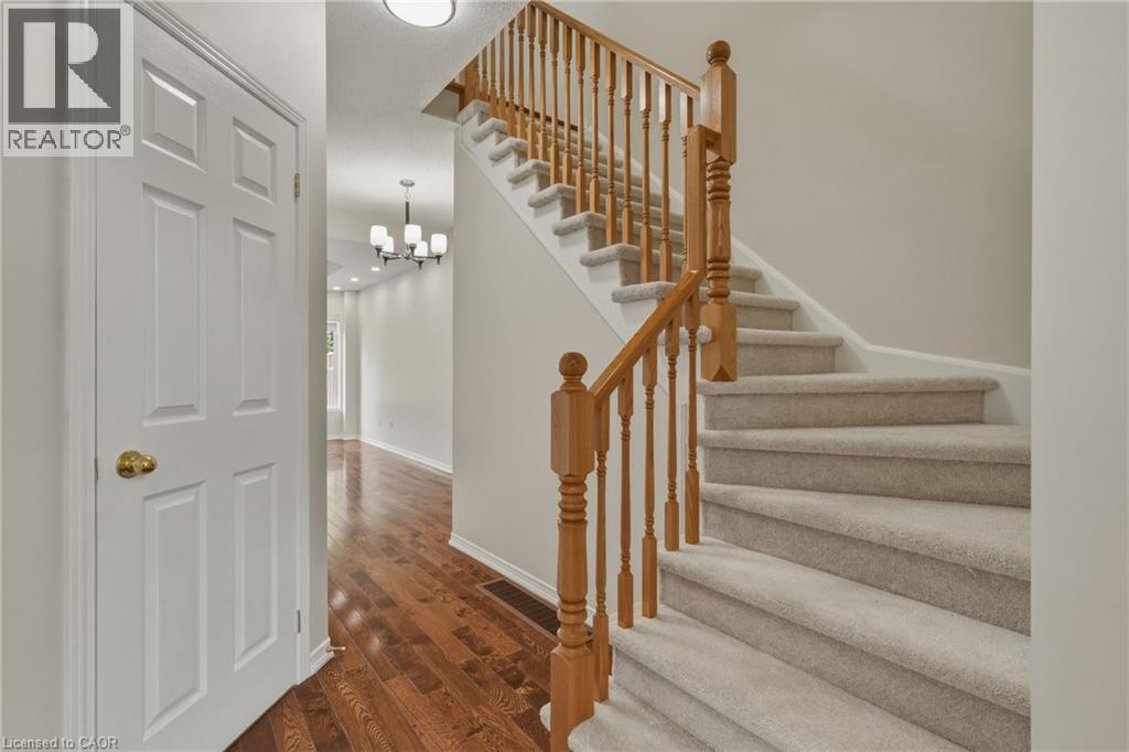 144 Benziger Lane, Stoney Creek, Ontario  L8E 6G6 - Photo 9 - 40855373