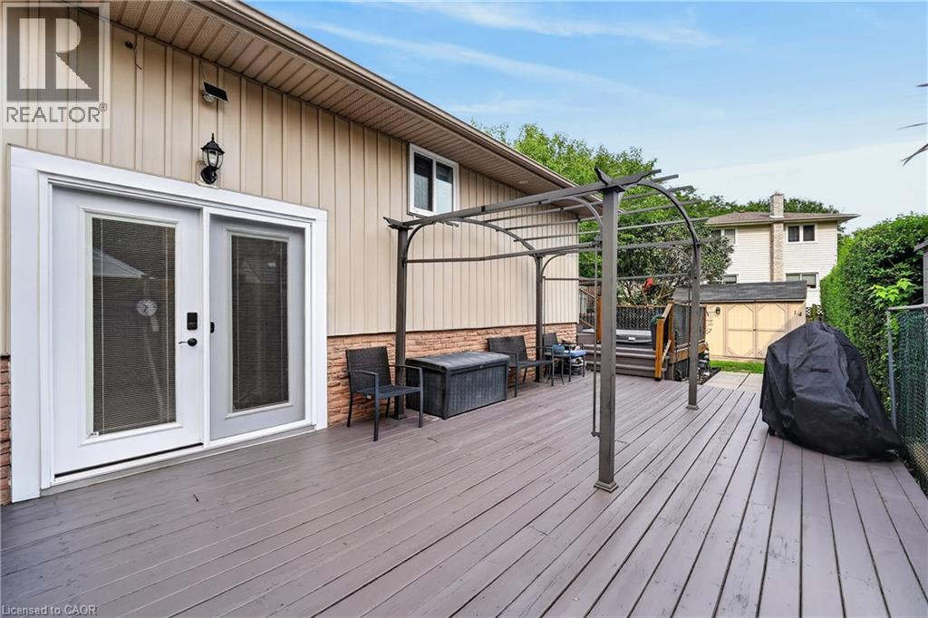 14 Woodeden Road, Grimsby, Ontario  L3M 4N4 - Photo 4 - 40854716