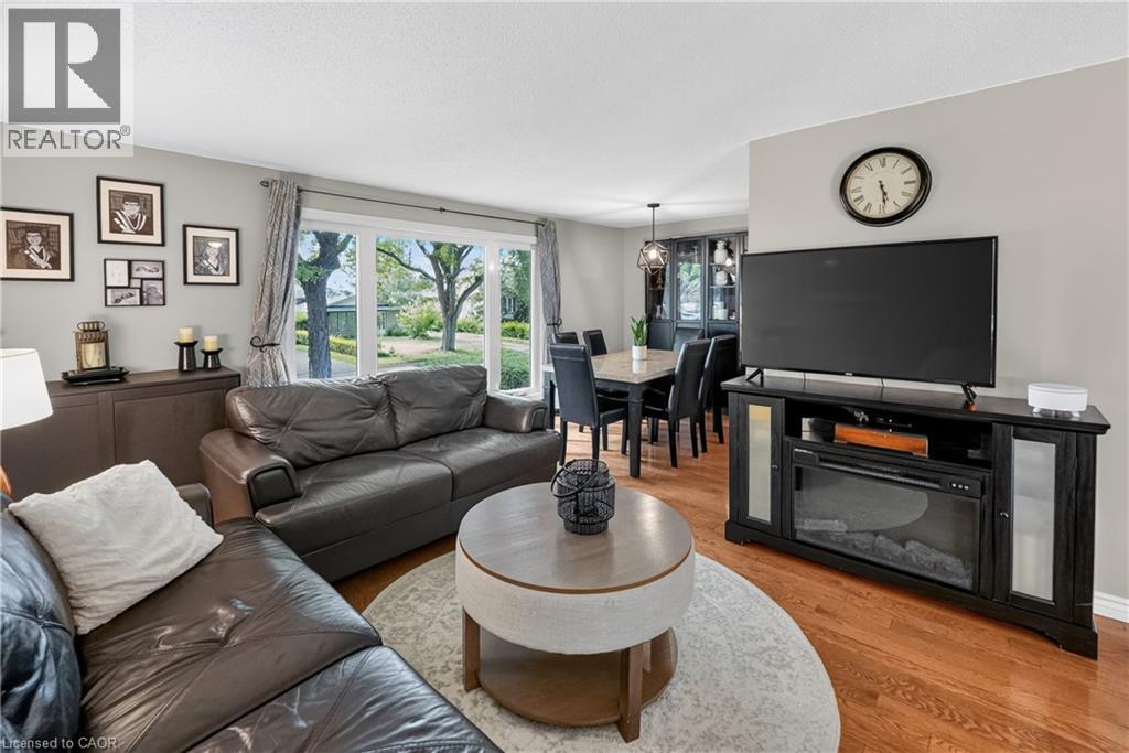 14 Woodeden Road, Grimsby, Ontario  L3M 4N4 - Photo 6 - 40854716