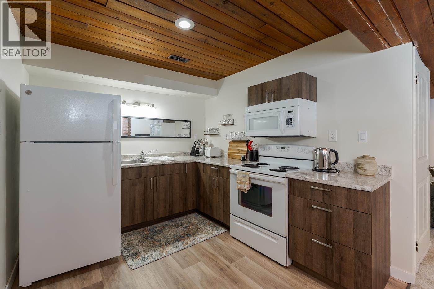 5836 Trent Drive, Prince George, British Columbia  V2N 2E9 - Photo 17 - R3155158