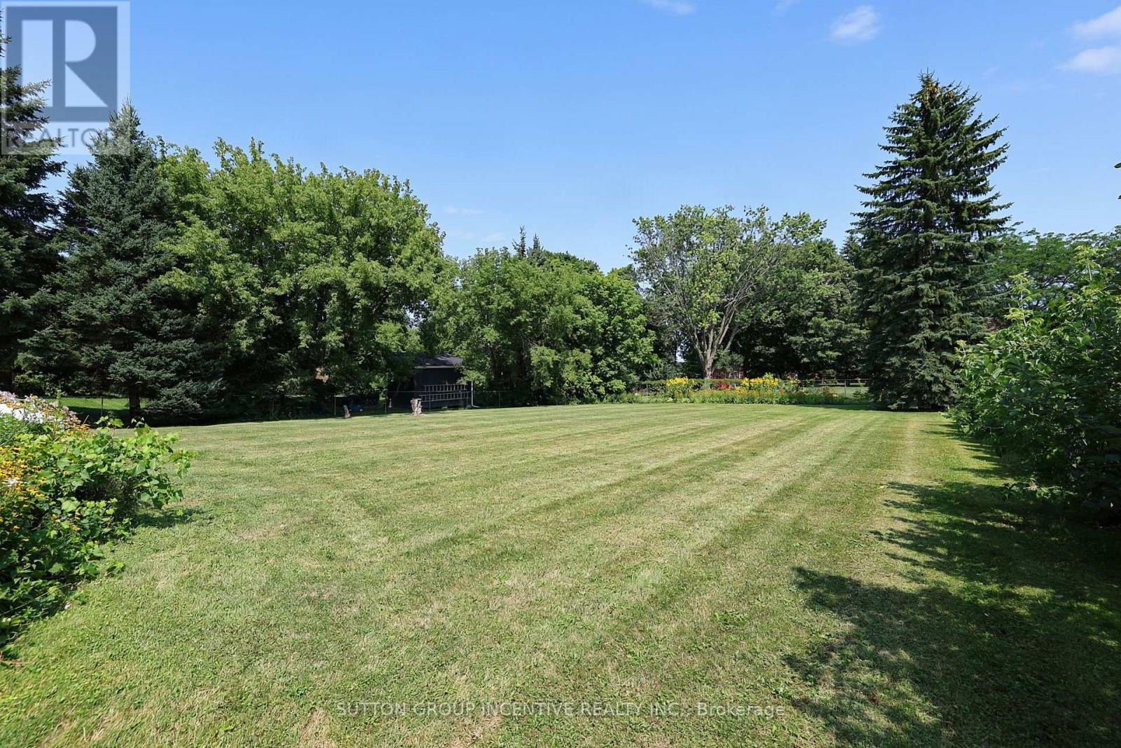 37 Moore Park Drive, King, Ontario  L0G 1T0 - Photo 25 - N13667980