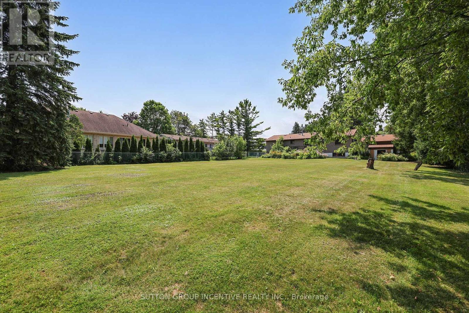 37 Moore Park Drive, King, Ontario  L0G 1T0 - Photo 27 - N13667980