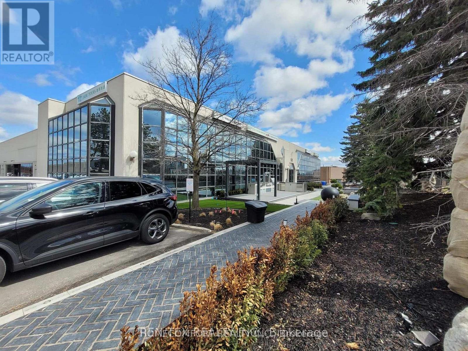 3 - 50 West Wilmot Street, Richmond Hill, Ontario L4B 1M5 - Photo 1 - N13668016