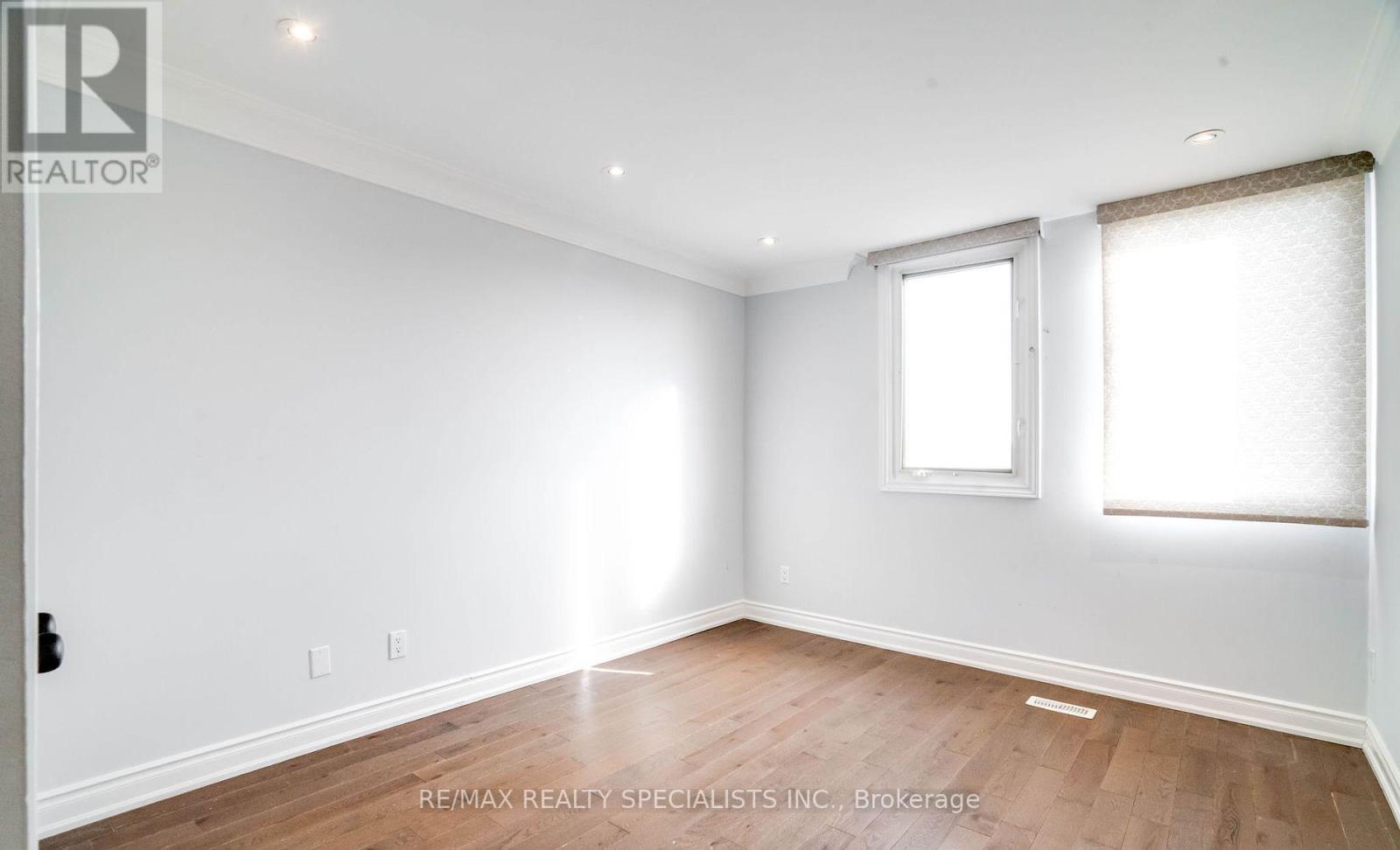 Th5 - 100 Arbors Lane, Vaughan, Ontario  L4L 7G4 - Photo 14 - N13668084