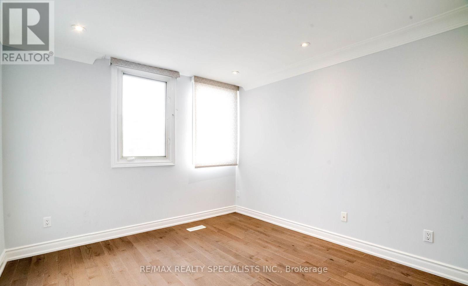 Th5 - 100 Arbors Lane, Vaughan, Ontario  L4L 7G4 - Photo 33 - N13668084