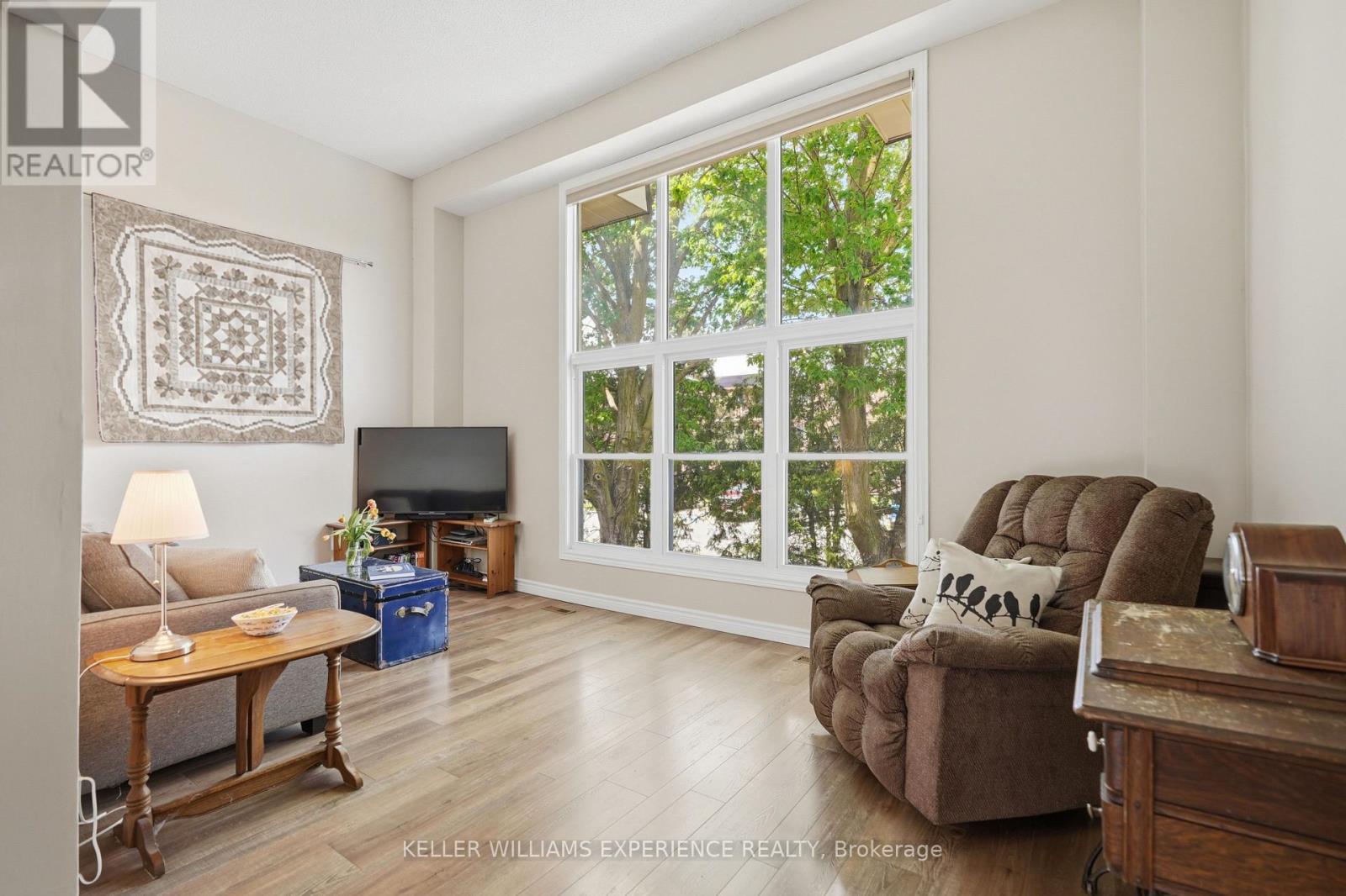 8 - 246 TUPPER BOULEVARD, New Tecumseth, Ontario
