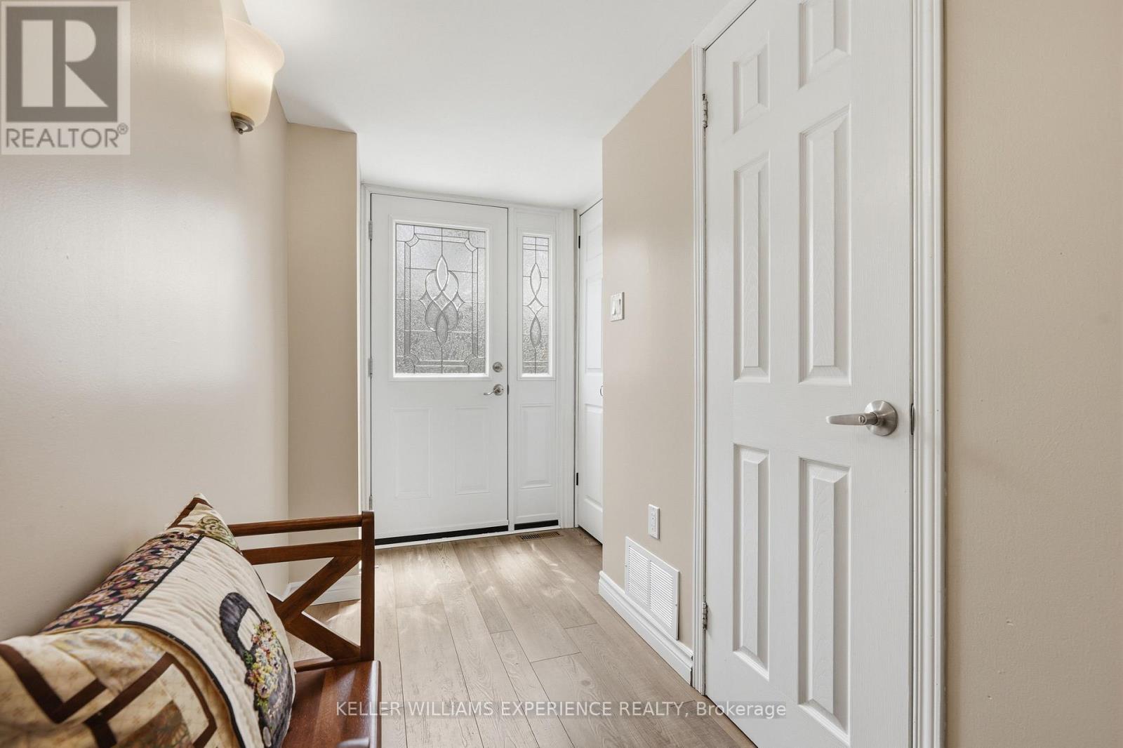 8 - 246 Tupper Boulevard, New Tecumseth, Ontario L9R 1A9 - Photo 8 - N13668122