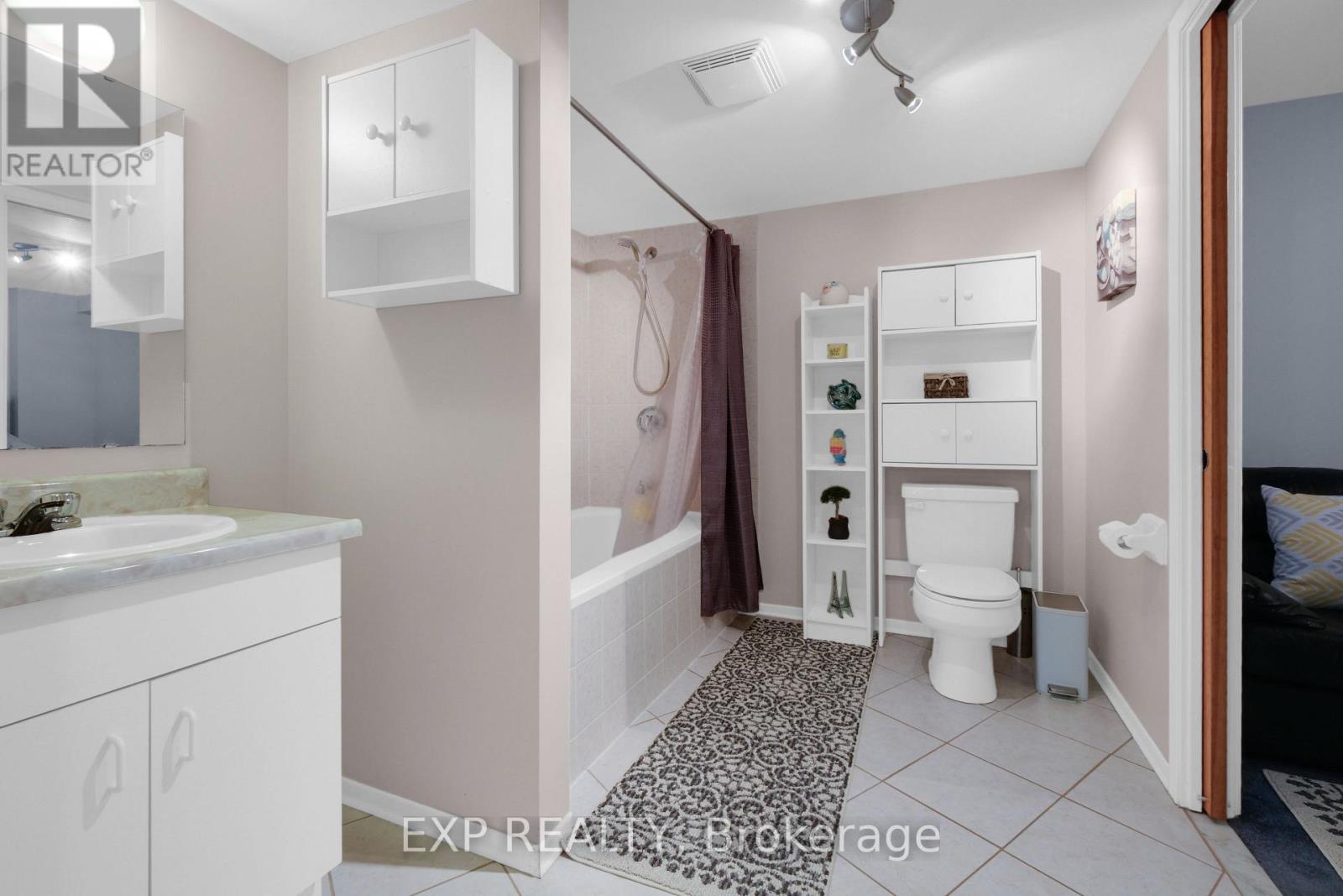 548 Ormond Drive, Oshawa, Ontario  L1K 2L4 - Photo 23 - E13578954