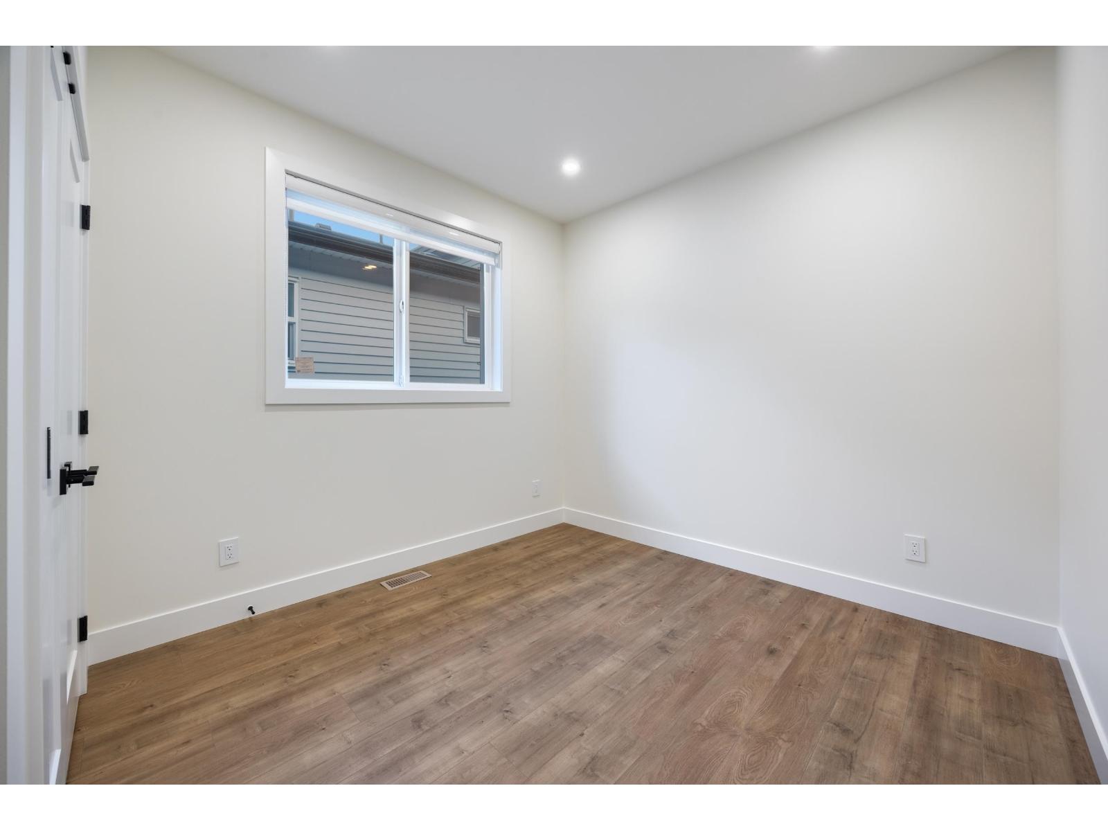 7028 205 Street, Langley, British Columbia  V2Y 1S9 - Photo 37 - R3152426