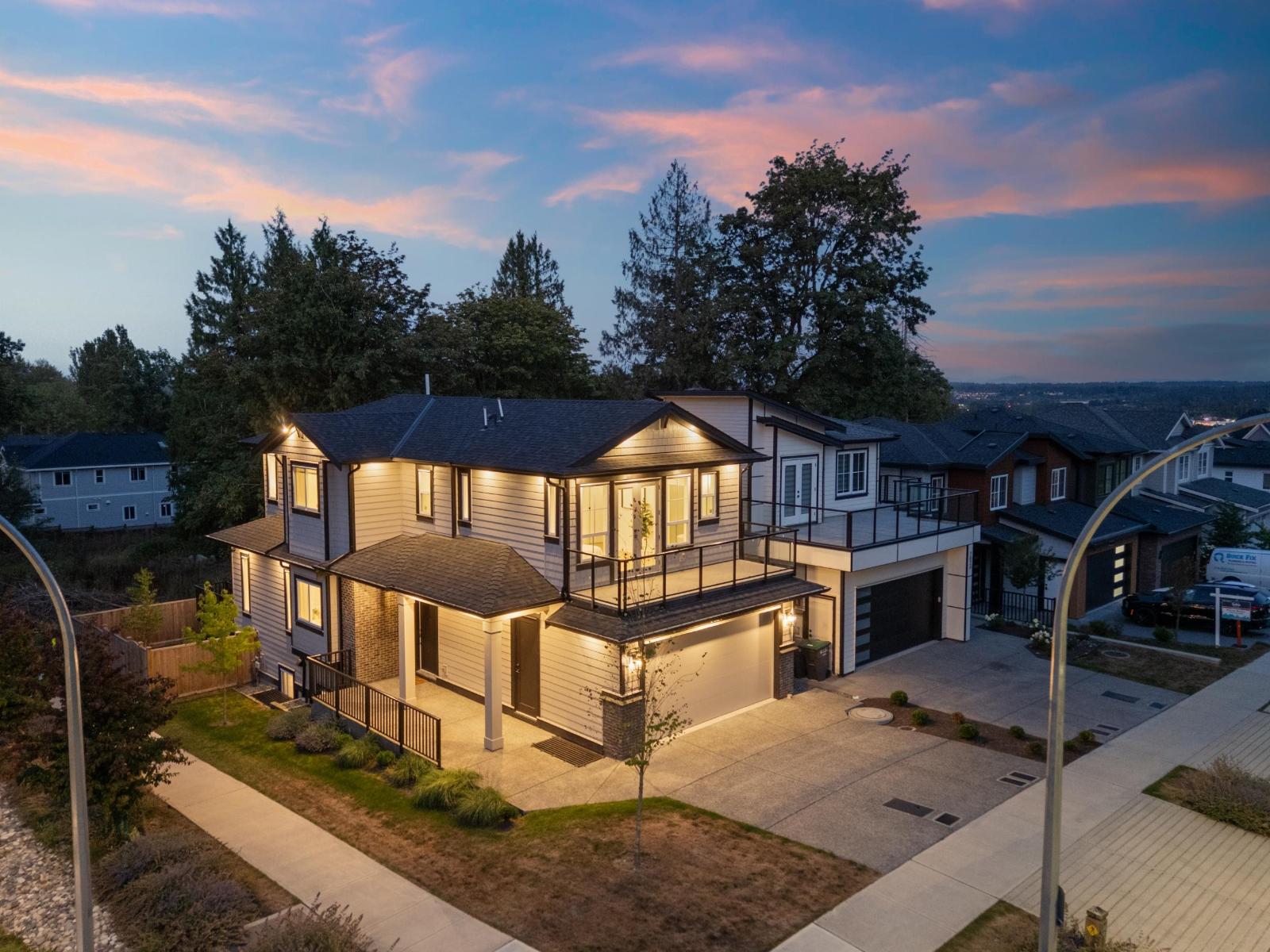 7028 205 Street, Langley, British Columbia  V2Y 1S9 - Photo 2 - R3152426