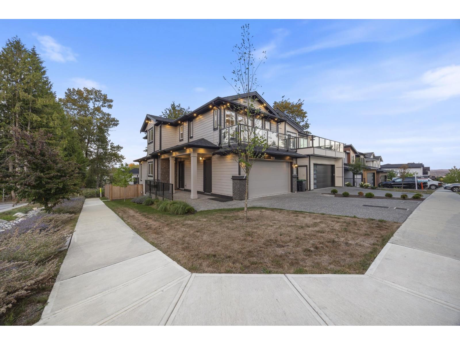 7028 205 Street, Langley, British Columbia  V2Y 1S9 - Photo 5 - R3152426