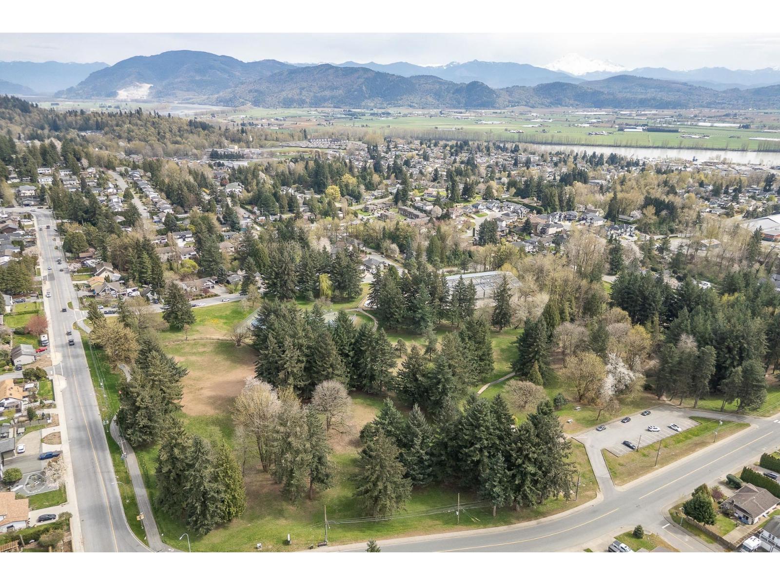 7958 Taulbut Street, Mission, British Columbia  V2V 3W7 - Photo 33 - R3139920