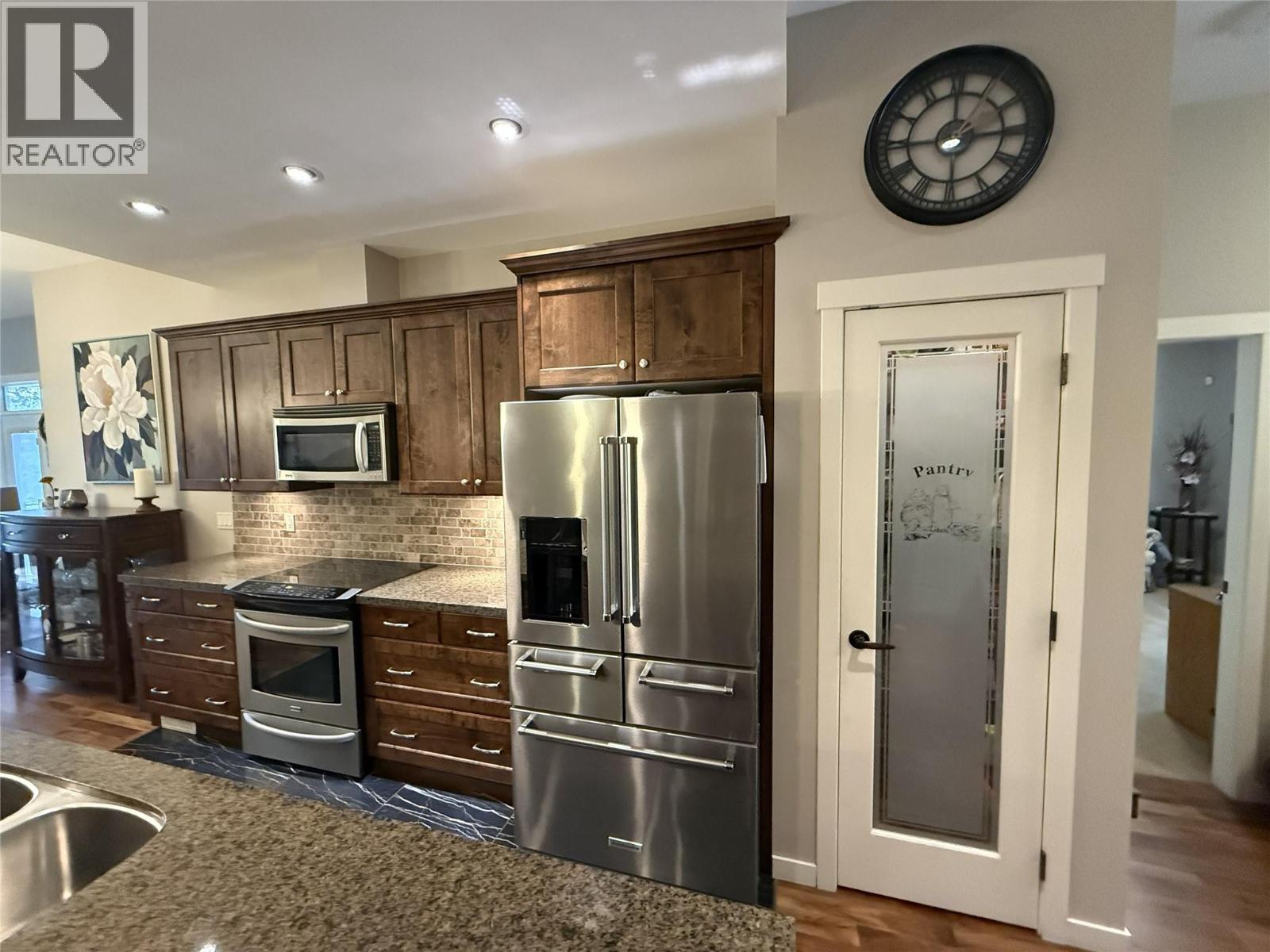 1637 Golf Ridge Way, Kamloops, British Columbia  V2H 0A5 - Photo 5 - 10389622