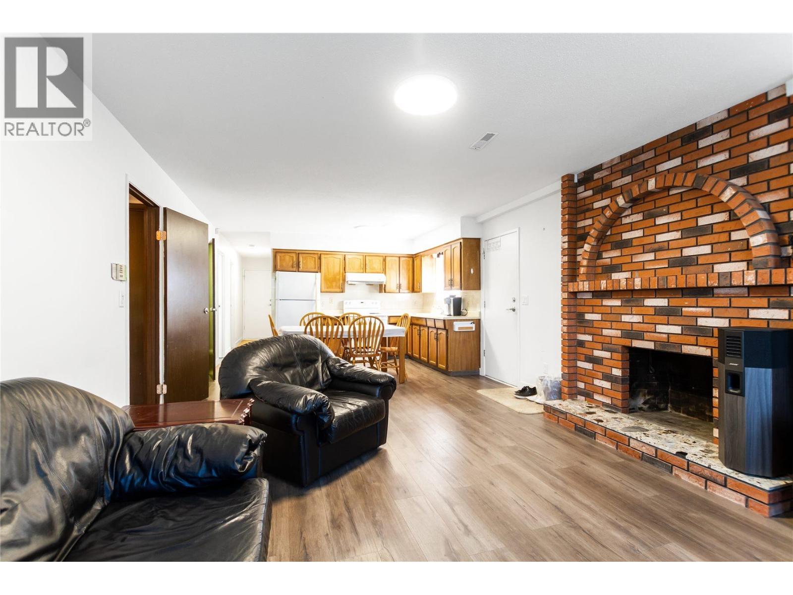 2986 E 3rd Avenue, Vancouver, British Columbia V5M 1H8 - Photo 15 - R3155184