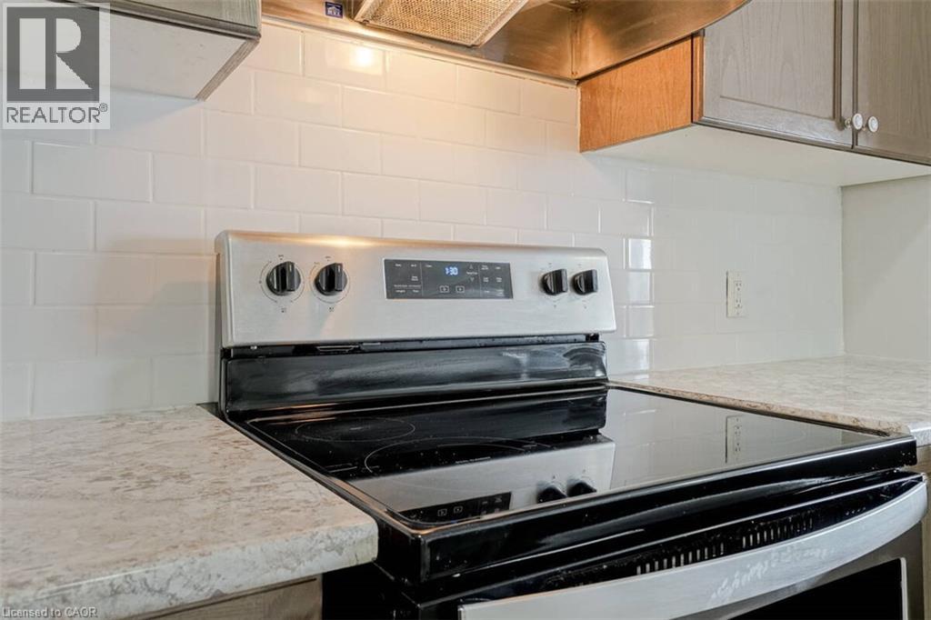 70 Bradbury Road, Hamilton, Ontario  L8J 2V7 - Photo 10 - 40855238
