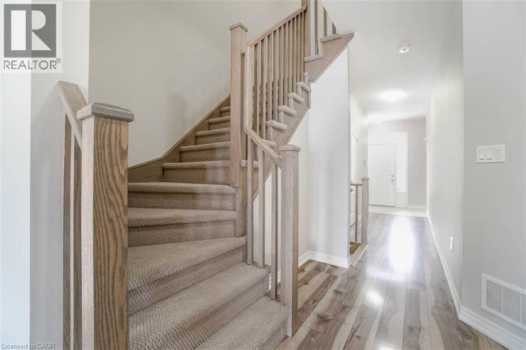 70 Bradbury Road, Hamilton, Ontario  L8J 2V7 - Photo 16 - 40855238