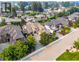 523 Metcalfe Avenue, Kelowna, British Columbia  V1W 5K8 - Photo 3 - 10397612