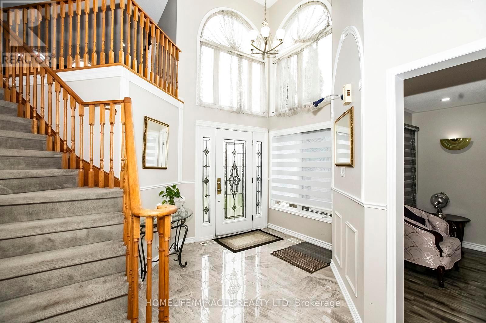 5 Butlermere Drive, Brampton, Ontario  L6Y 4S1 - Photo 3 - W13667958