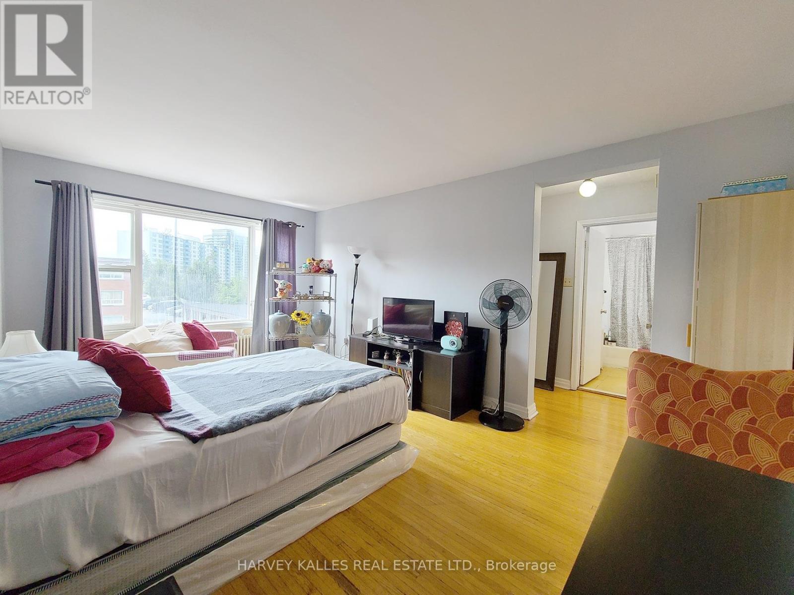 9 - 2434 Keele Street, Toronto, Ontario  M6L 2N2 - Photo 11 - W13668028