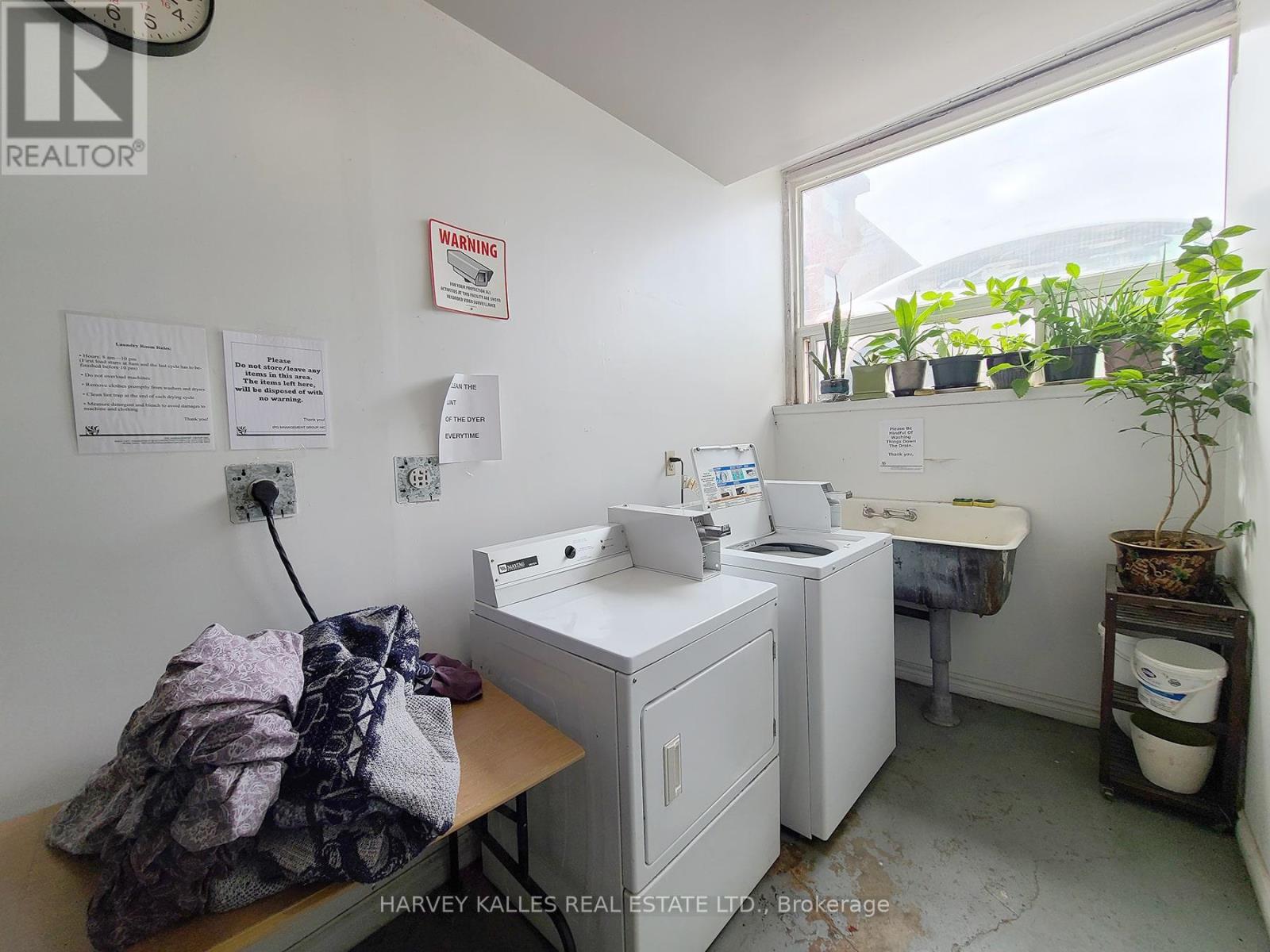 9 - 2434 Keele Street, Toronto, Ontario  M6L 2N2 - Photo 12 - W13668028
