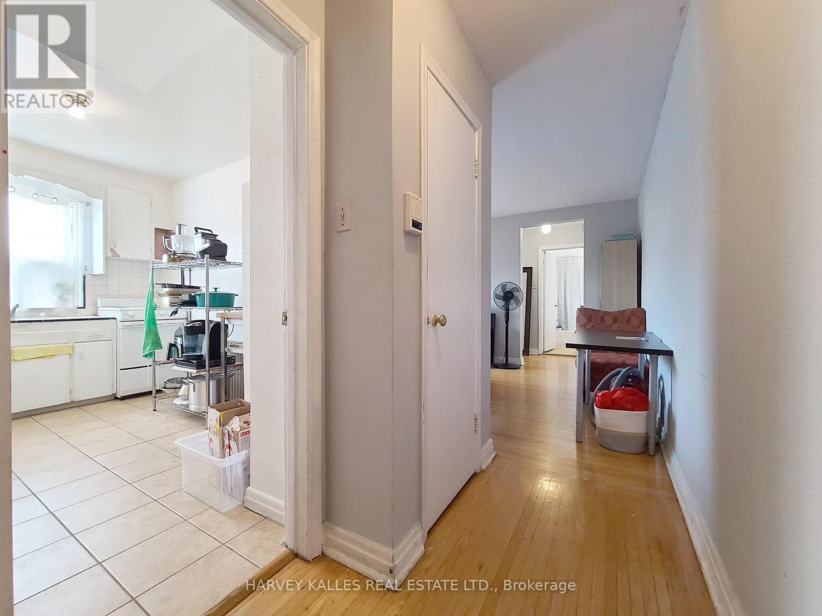 9 - 2434 Keele Street, Toronto, Ontario  M6L 2N2 - Photo 2 - W13668028