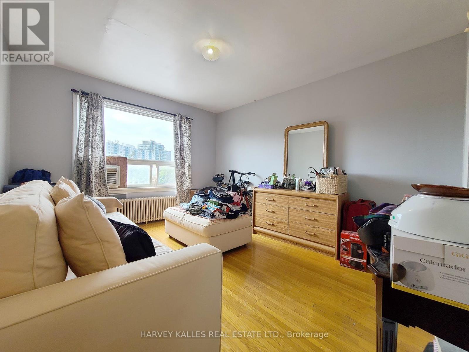 9 - 2434 Keele Street, Toronto, Ontario  M6L 2N2 - Photo 3 - W13668028