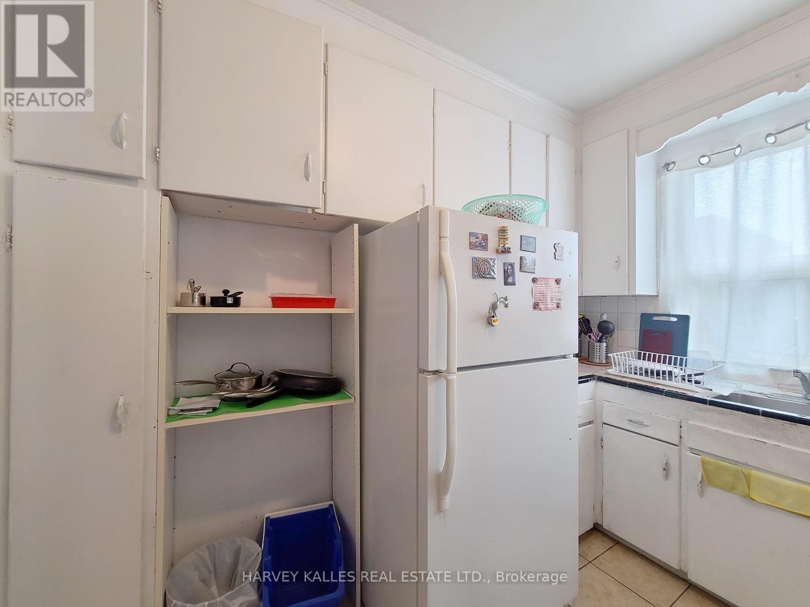 9 - 2434 Keele Street, Toronto, Ontario  M6L 2N2 - Photo 7 - W13668028