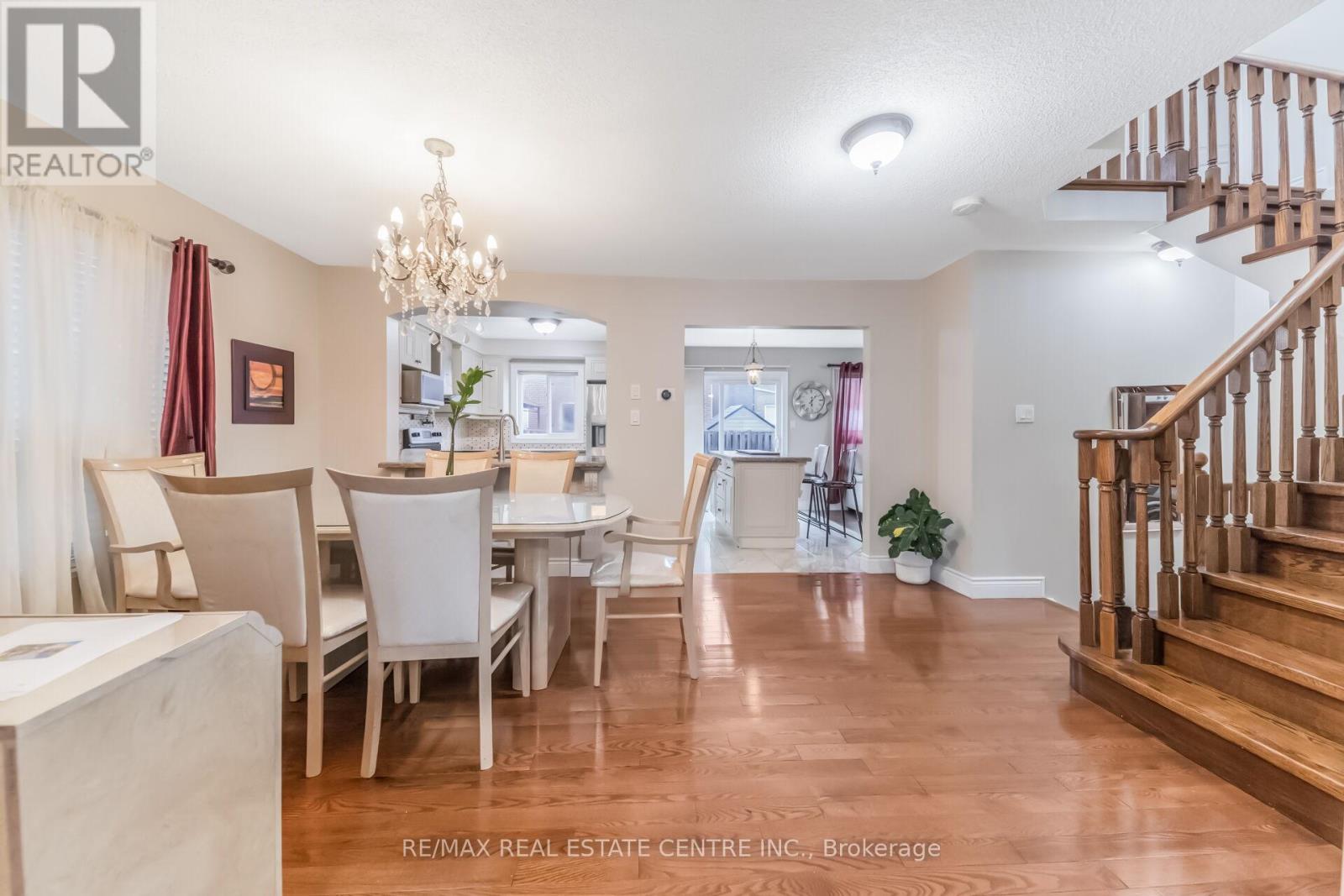 69 Crown Victoria Drive, Brampton, Ontario  L7A 3X1 - Photo 8 - W13668038