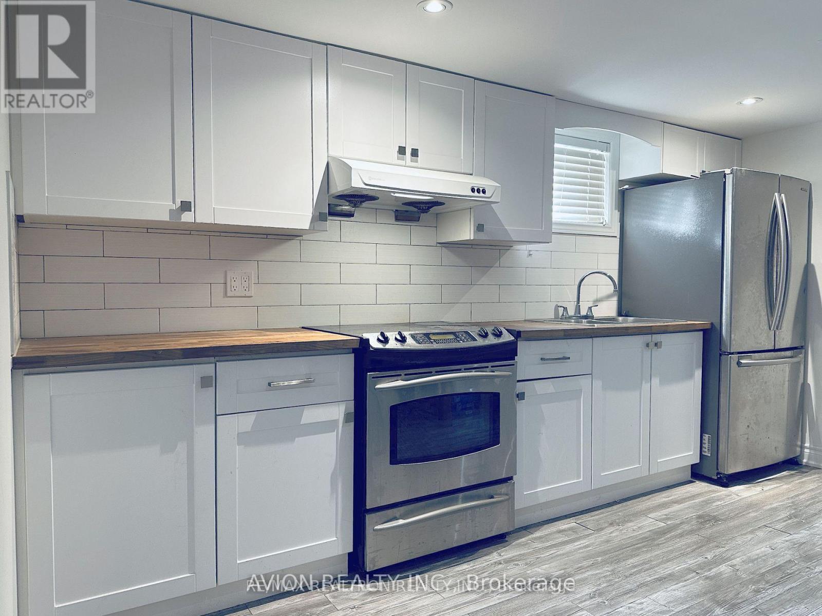 Bsmt - 297 Thirtieth Street, Toronto, Ontario  M8W 3E4 - Photo 2 - W13668046