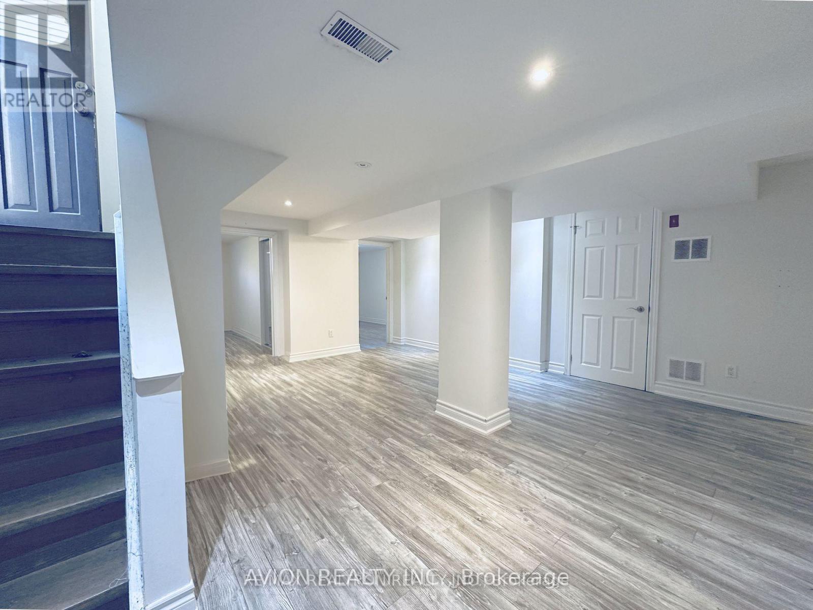 Bsmt - 297 Thirtieth Street, Toronto, Ontario  M8W 3E4 - Photo 3 - W13668046