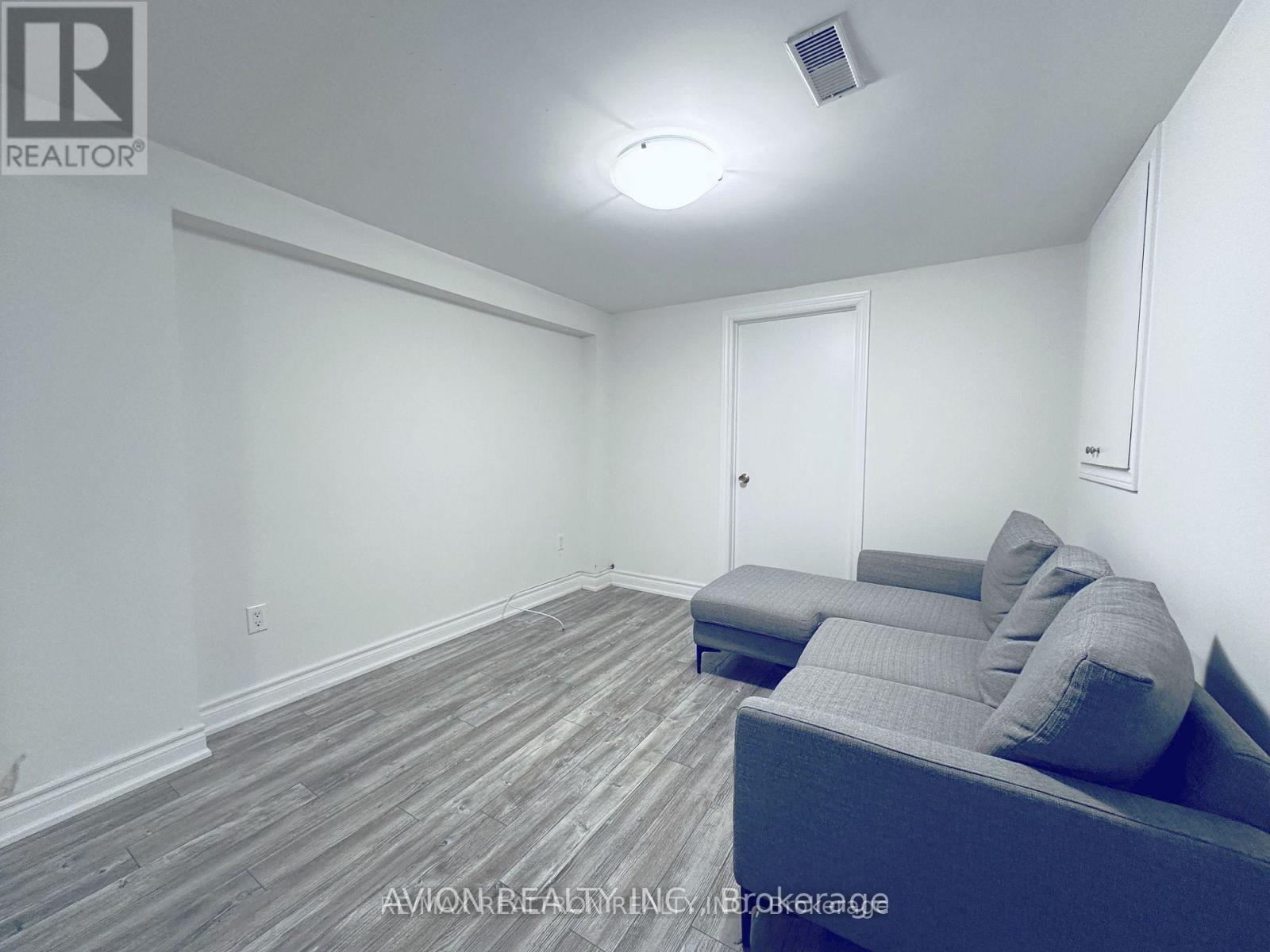 Bsmt - 297 Thirtieth Street, Toronto, Ontario  M8W 3E4 - Photo 9 - W13668046