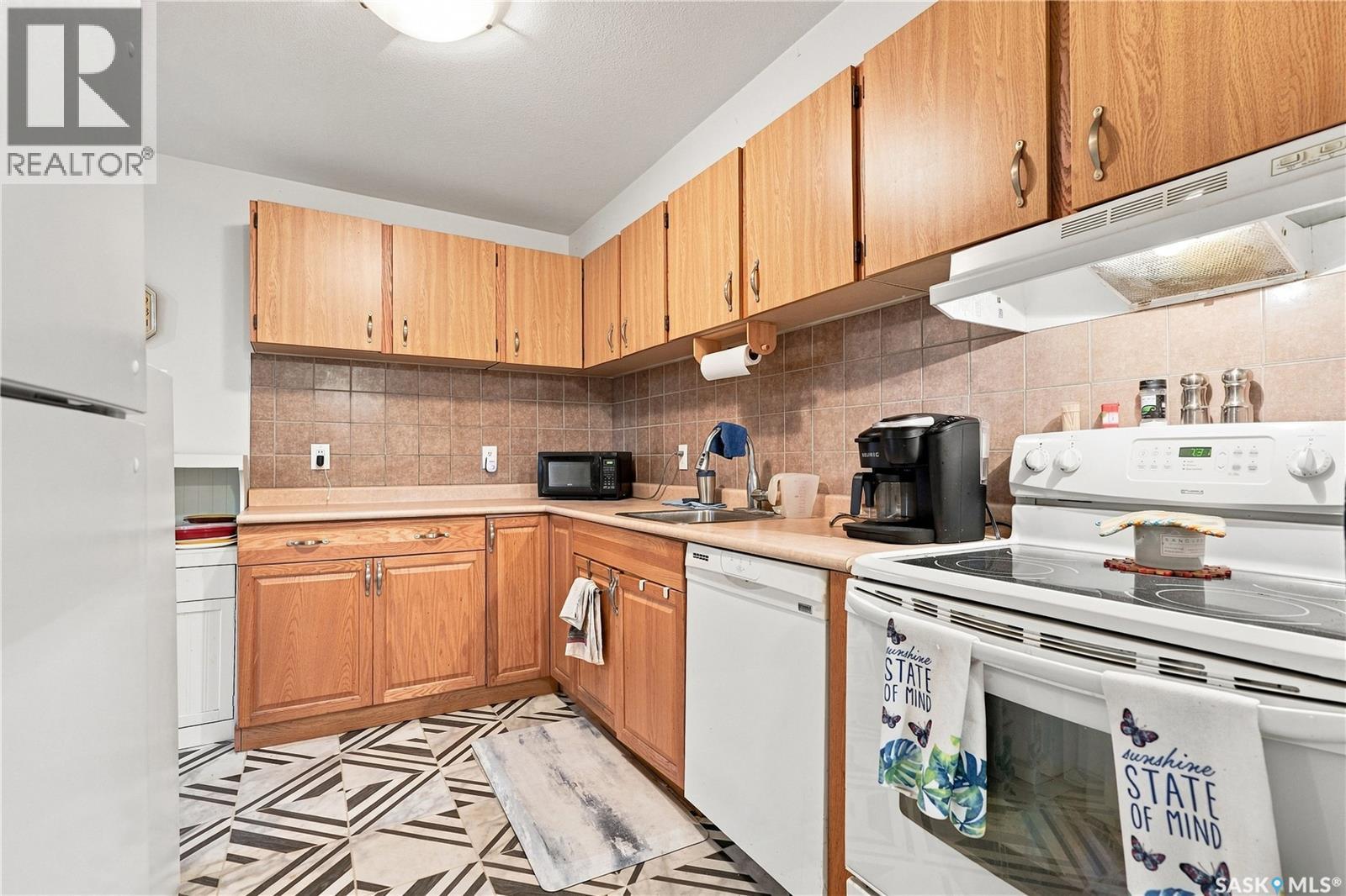 216 425 115th Street E, Saskatoon, Saskatchewan  S7N 2E5 - Photo 11 - SK045385